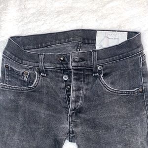 RAG & BONE - STANDARD ISSUE - SKINNY LEG - BLACK - SZ 28